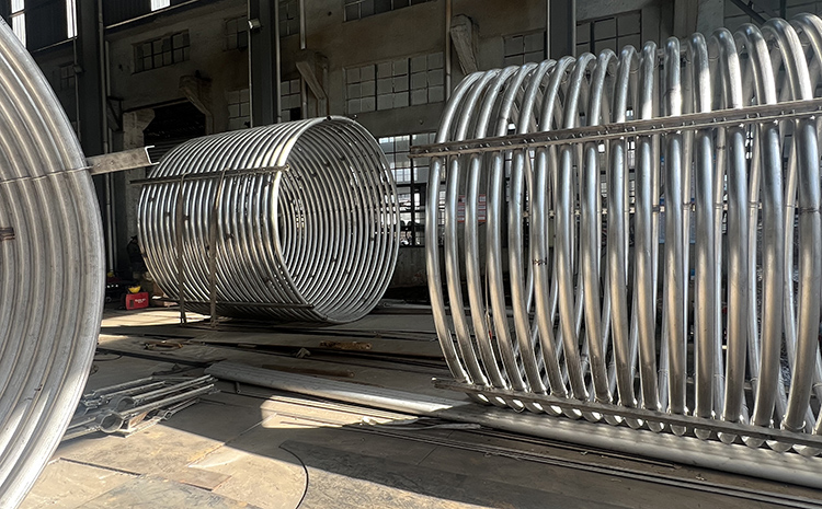 無錫龍賢機(jī)械制造有限公司生產(chǎn)哪些類型的不銹鋼管？